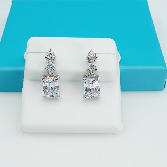 "925 Sterling Silver CZ Beautiful Earrings for Women, 1USPAR4255 - Picture 4 of 11